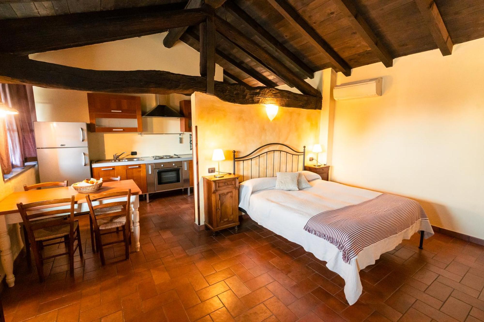 Agriturismo Bassanella Treviglio Buitenkant foto